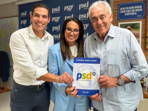 Prefeita Keinha Jesus, de Araci, se filia ao PSD; partido completa 117 gestores na Bahia