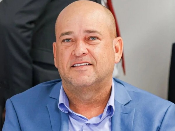 Binho Galinha se filia a novo partido e se prepara para disputar reeleição 